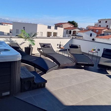 Luxurioeses Penthouse Welle Mit Whirlpool, Grill Und Meerblick Vir Bagian luar foto