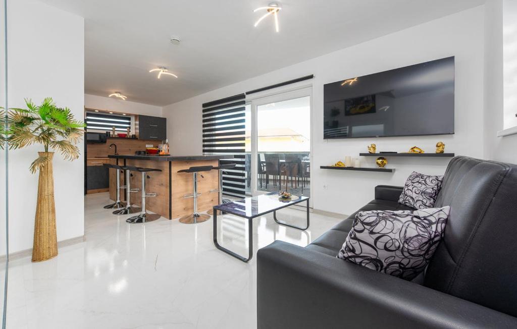 Luxurioeses Penthouse Welle Mit Whirlpool, Grill Und Meerblick Vir Bagian luar foto