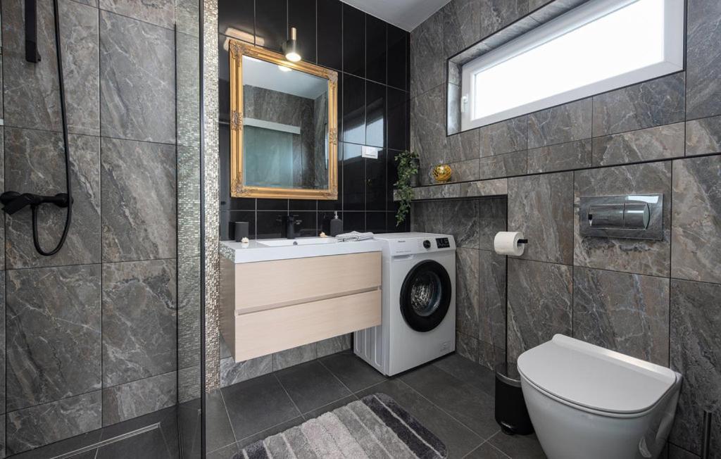 Luxurioeses Penthouse Welle Mit Whirlpool, Grill Und Meerblick Vir Bagian luar foto