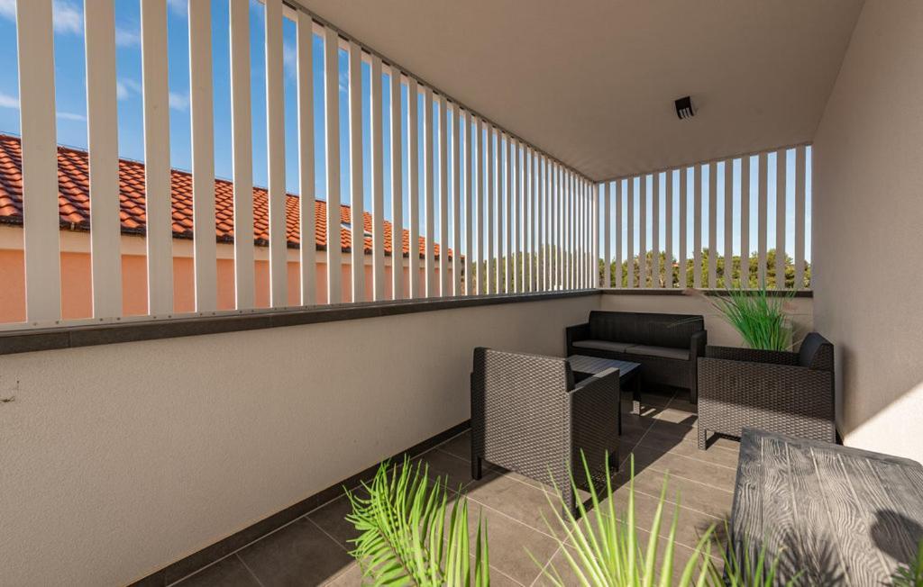 Luxurioeses Penthouse Welle Mit Whirlpool, Grill Und Meerblick Vir Bagian luar foto